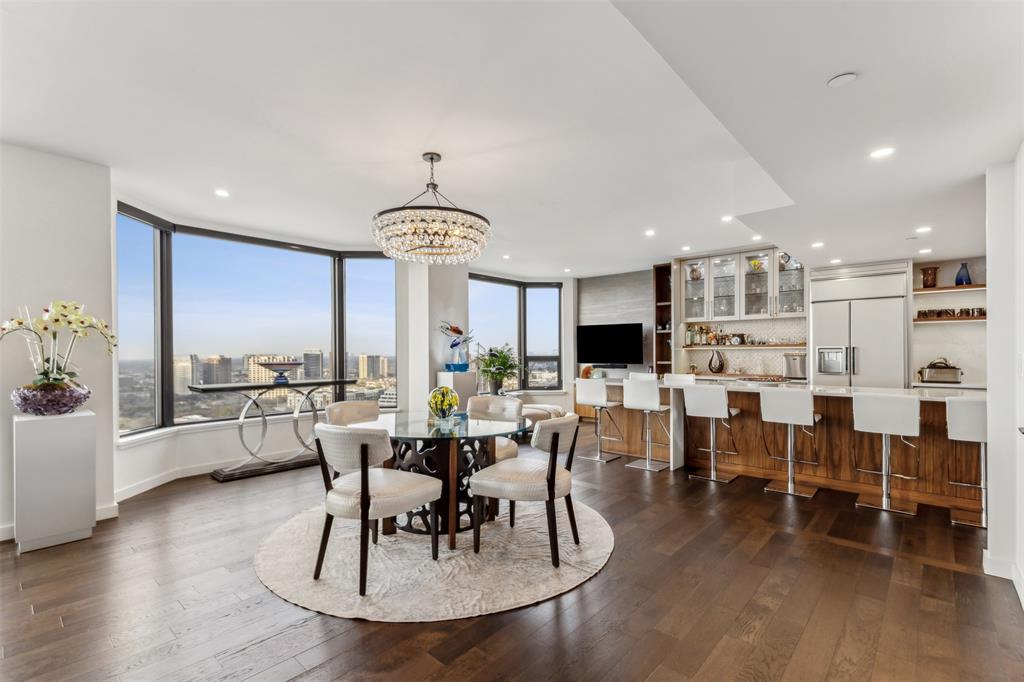 3030 Mckinney Avenue 2305