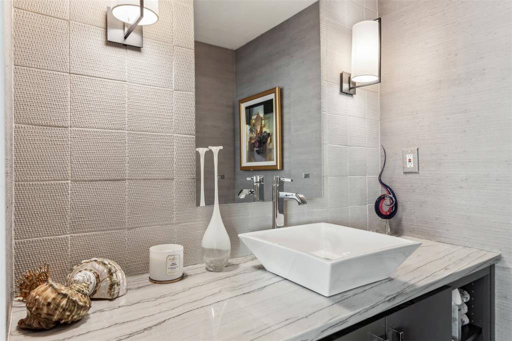 La Tour Condo - Residential