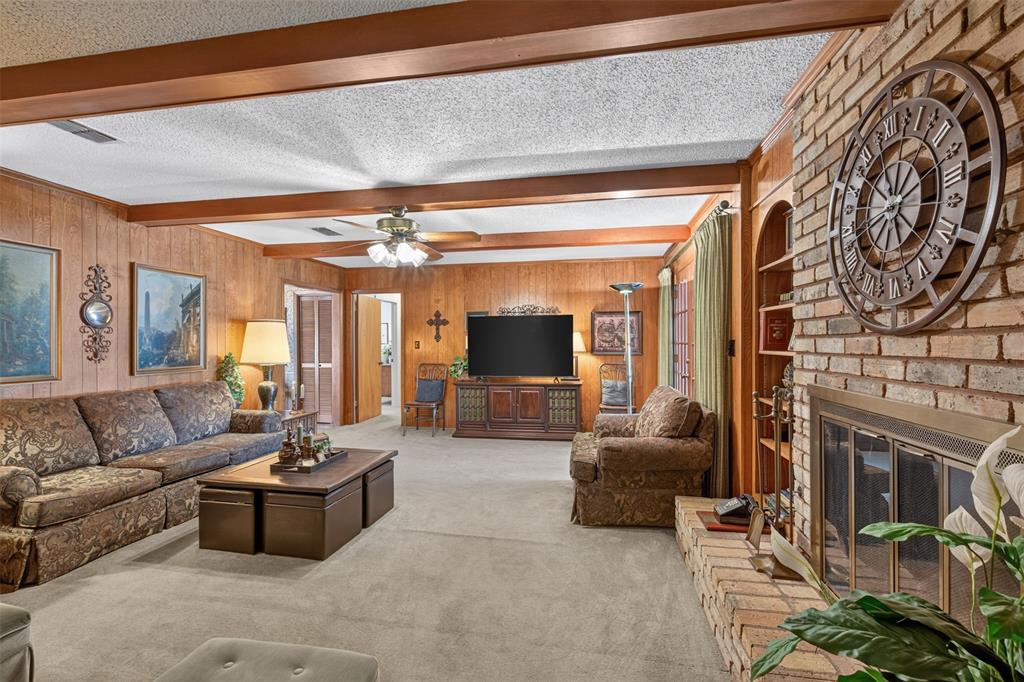2006 S Kirkwood Drive