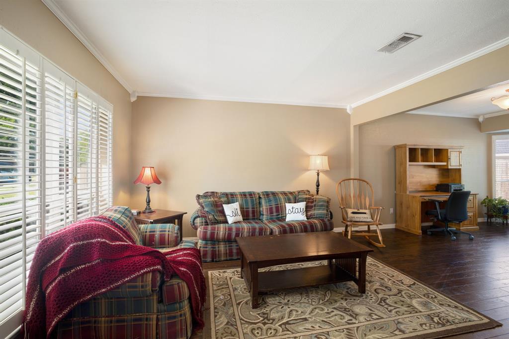 1326 Saddleback Lane