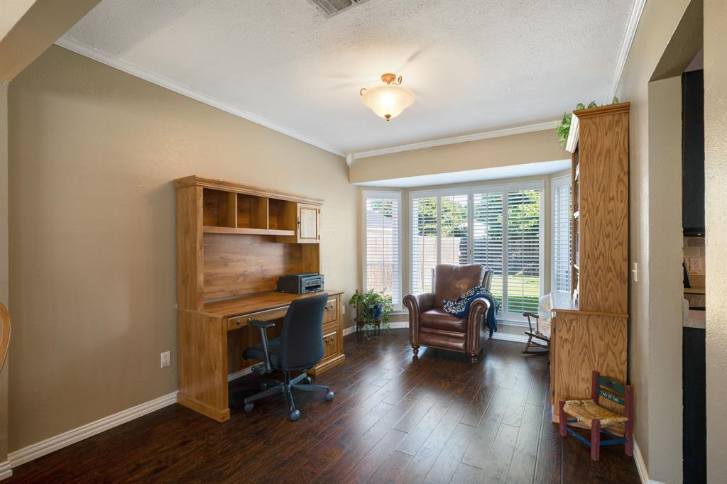 1326 Saddleback Lane