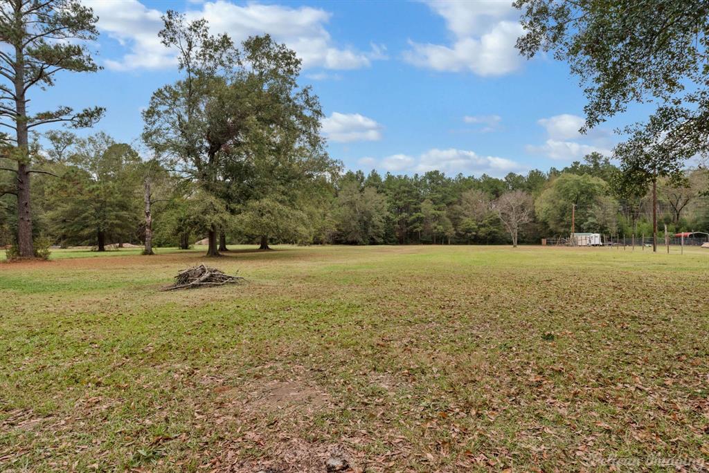 Keithville, Louisiana 71047, United States, 3 Bedrooms Bedrooms, ,1 BathroomBathrooms,Residential,Pending,31569