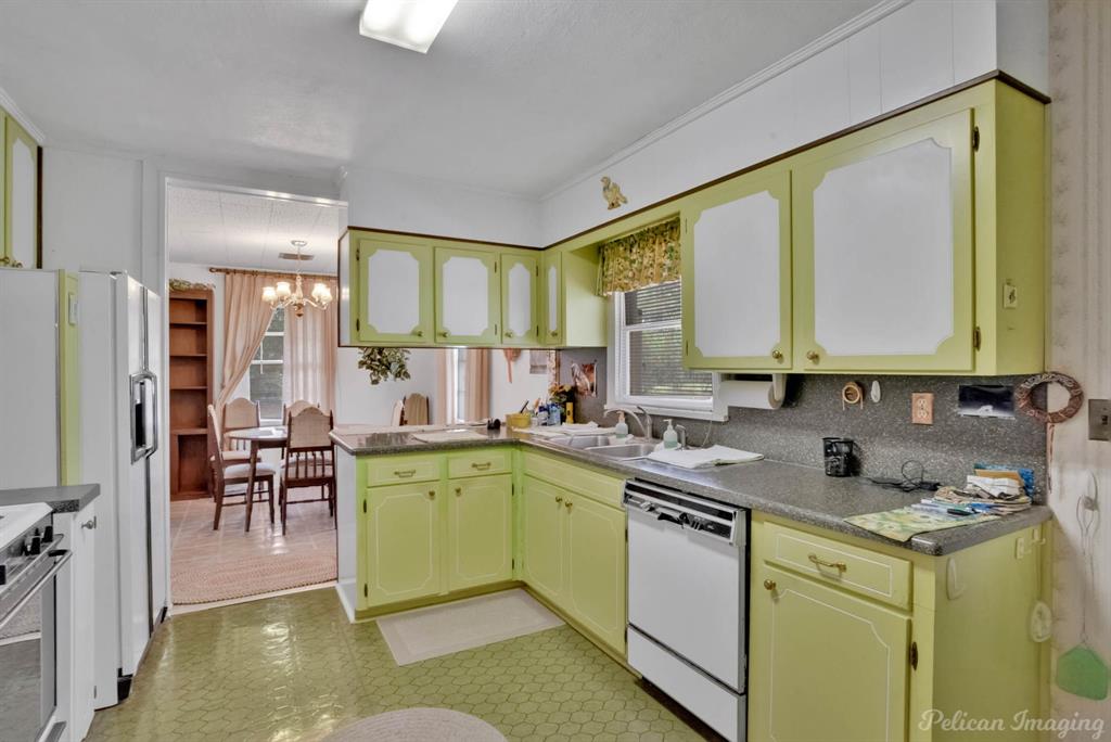 Keithville, Louisiana 71047, United States, 3 Bedrooms Bedrooms, ,1 BathroomBathrooms,Residential,Pending,31569