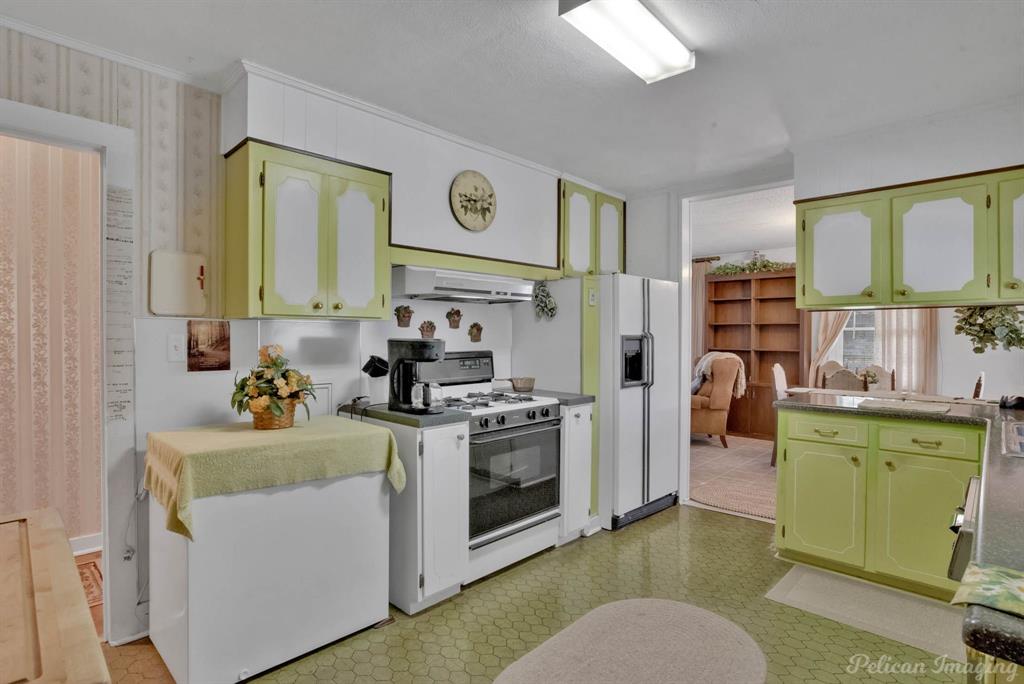 Keithville, Louisiana 71047, United States, 3 Bedrooms Bedrooms, ,1 BathroomBathrooms,Residential,Pending,31569