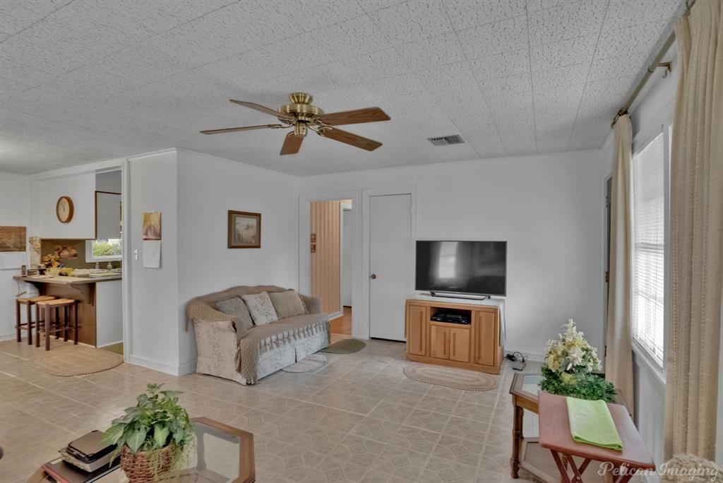 Keithville, Louisiana 71047, United States, 3 Bedrooms Bedrooms, ,1 BathroomBathrooms,Residential,Pending,31569