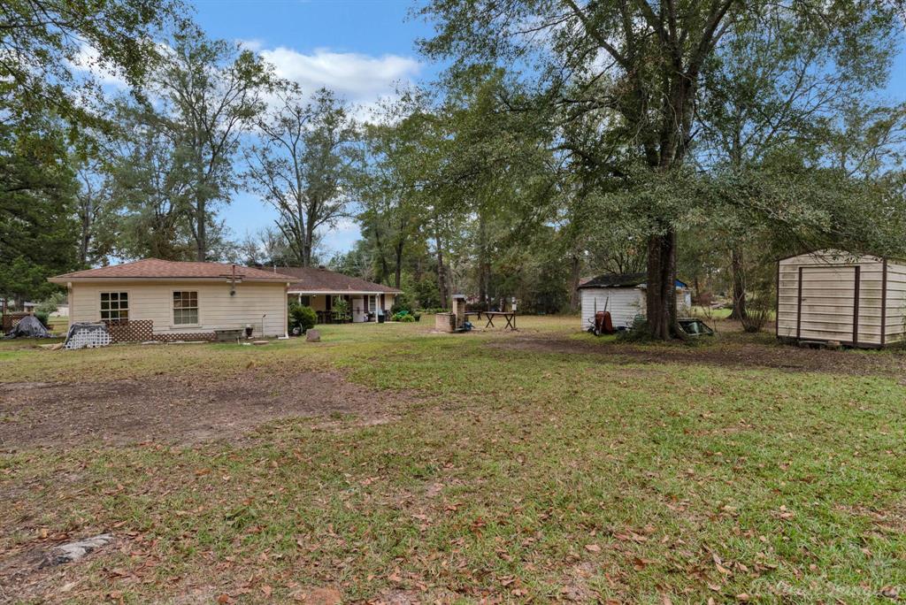 Keithville, Louisiana 71047, United States, 3 Bedrooms Bedrooms, ,1 BathroomBathrooms,Residential,Pending,31569