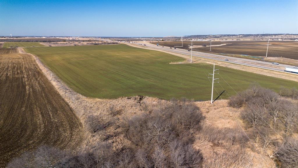 H DEATON; S WHITE - Land