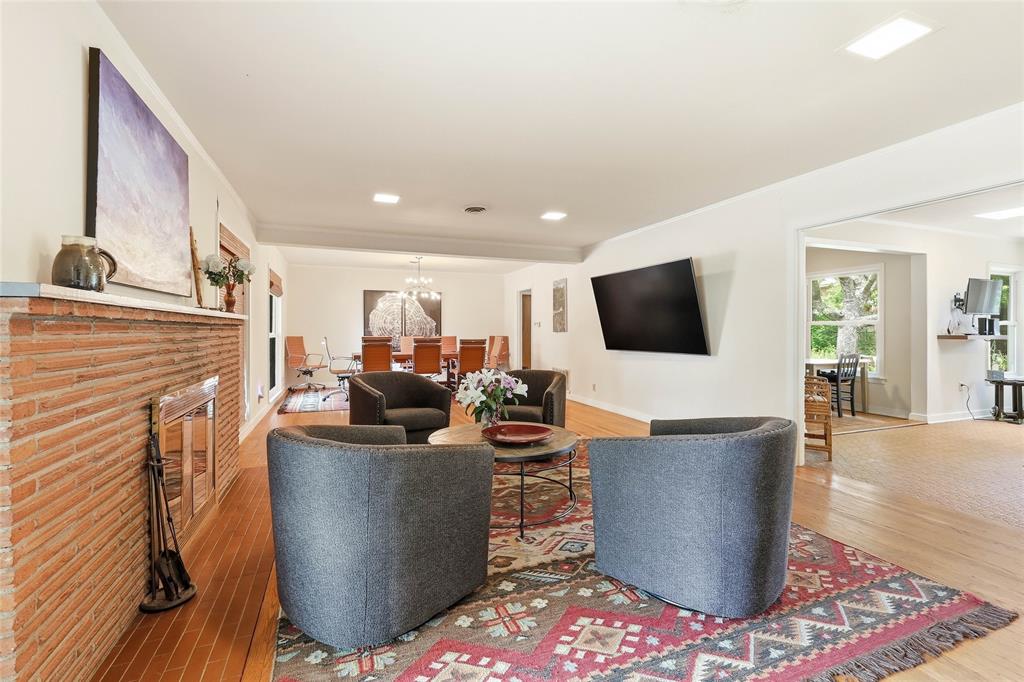 2316 Houston Place