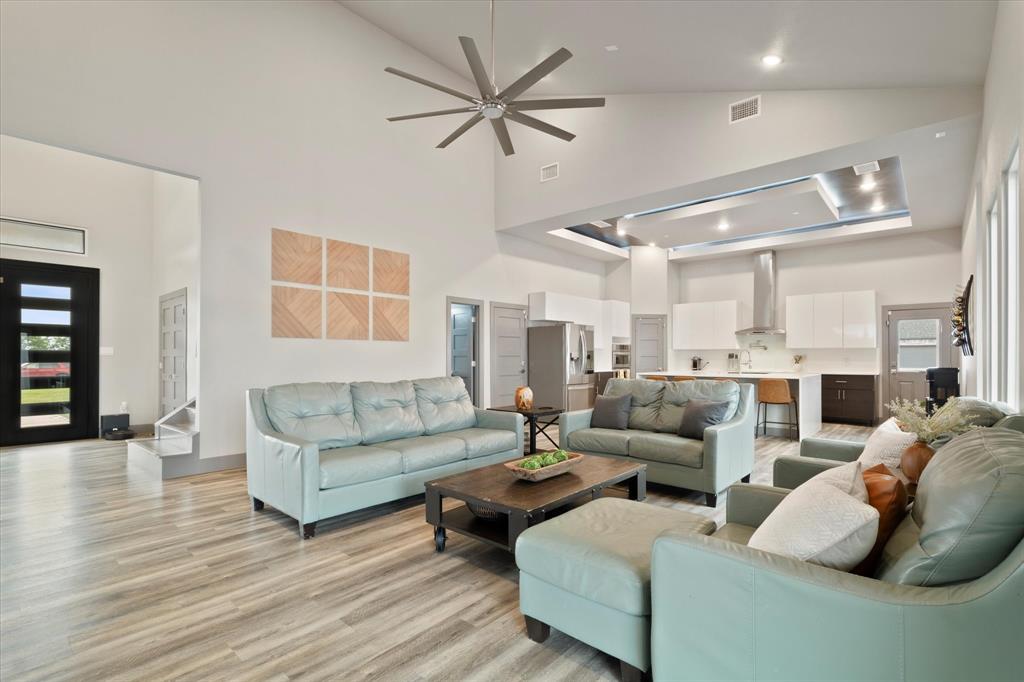 Equestrian Acres - Residential