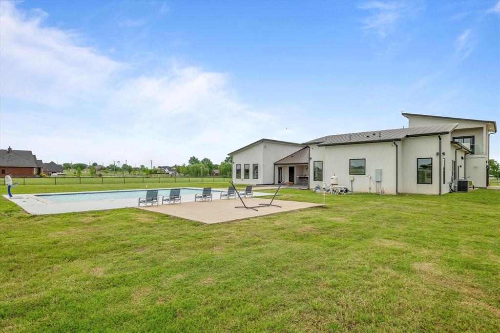 Equestrian Acres - Residential