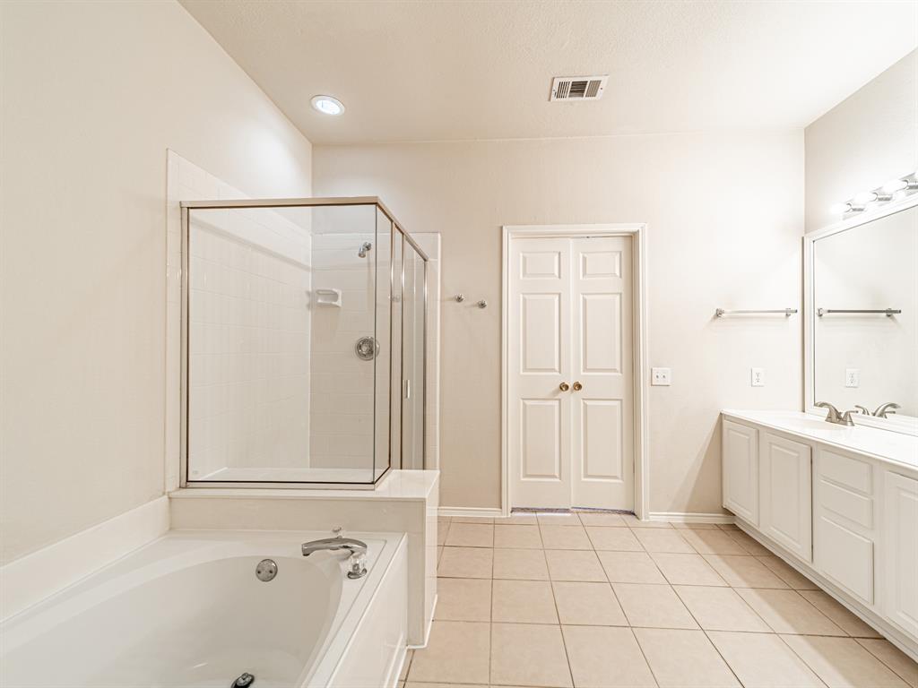 Lakes Of Preston Vineyards Villages Ph One Th - Residential Lease