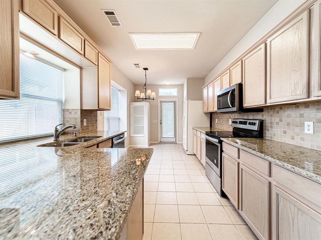 Lakes Of Preston Vineyards Villages Ph One Th - Residential Lease