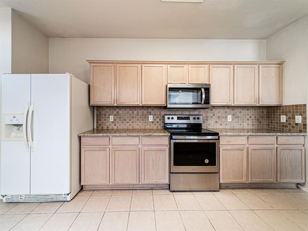 Lakes Of Preston Vineyards Villages Ph One Th - Residential Lease