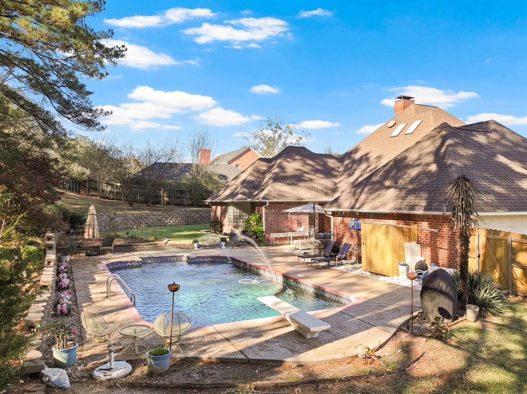 Holly Creek - Residential