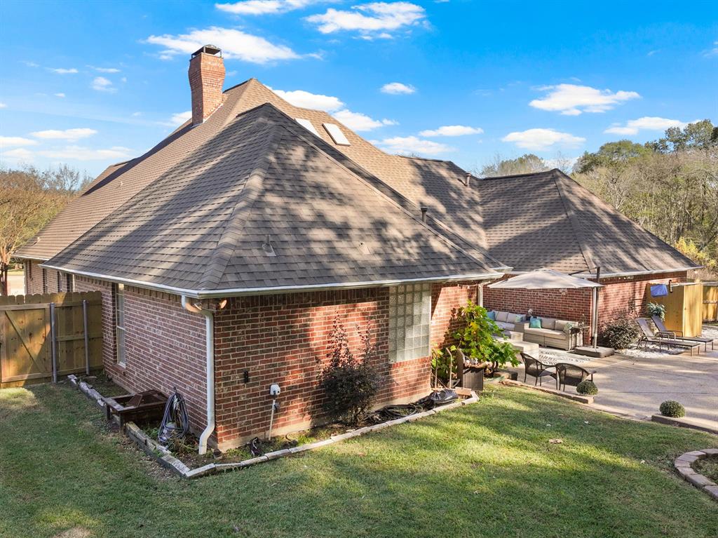 Holly Creek - Residential