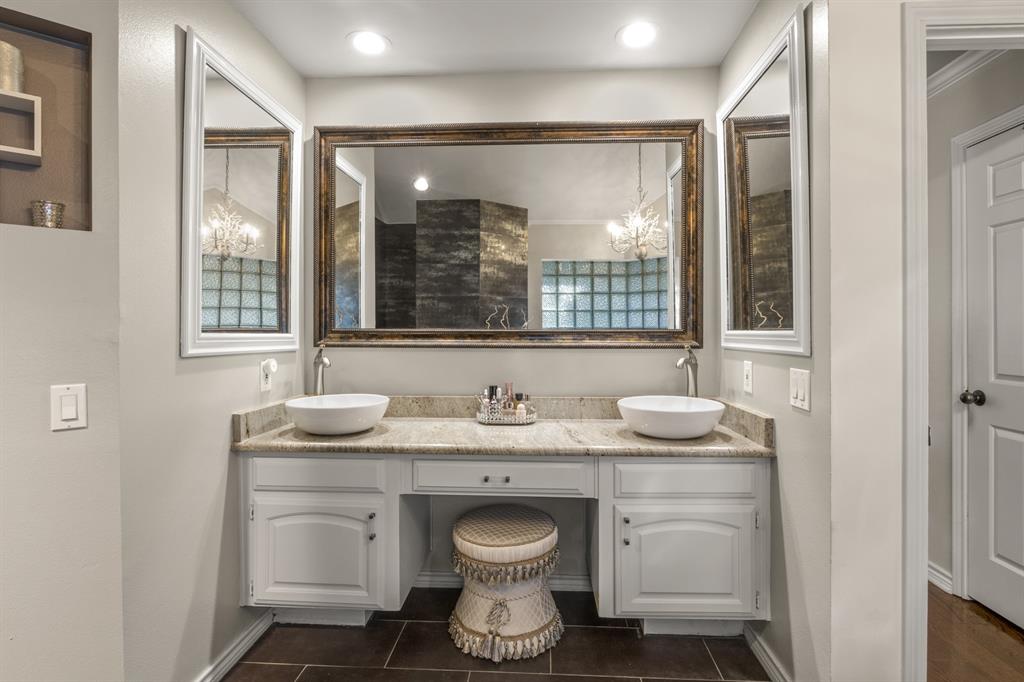 Holly Creek - Residential