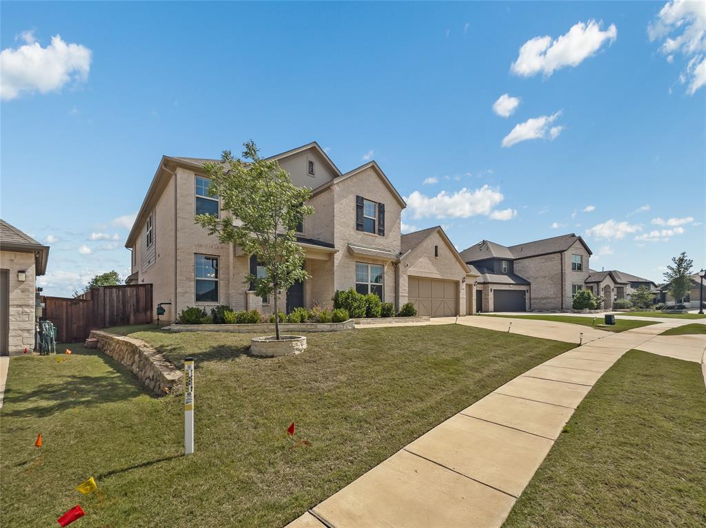 11104 Aspen Leaf Drive