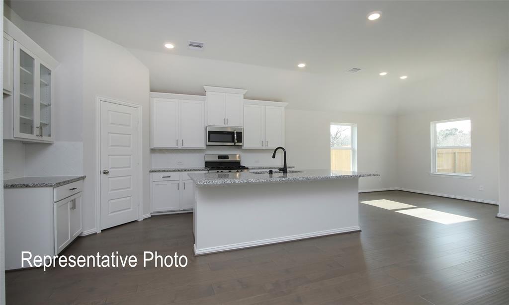 2208 Ridgecrest Lane