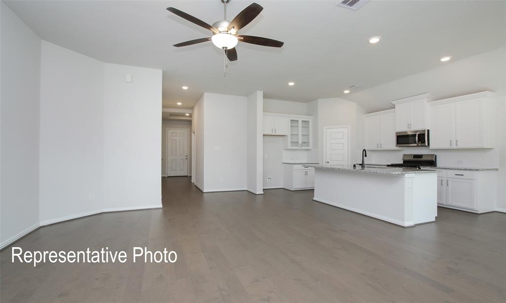 2208 Ridgecrest Lane