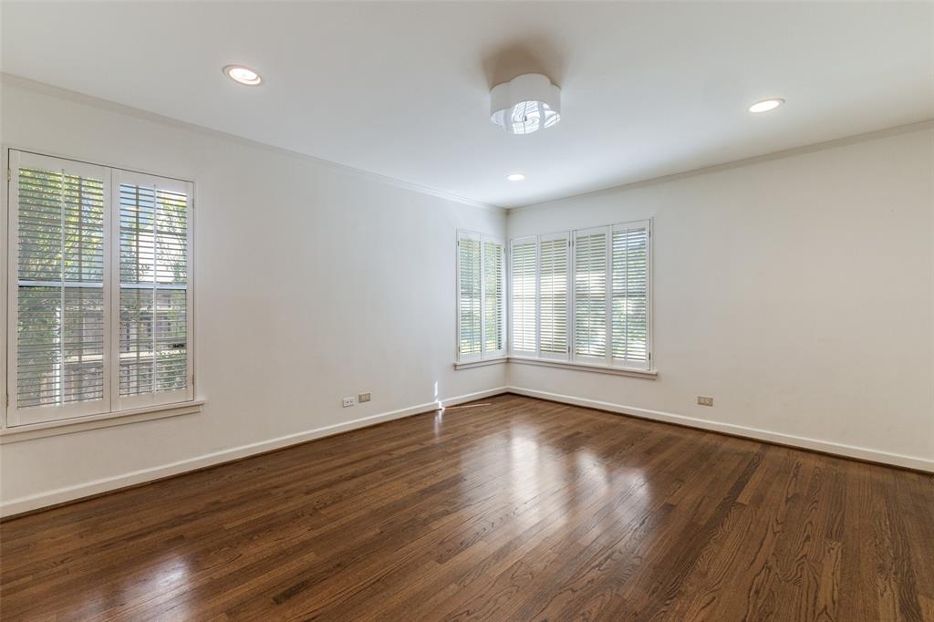 UNIVERSITY HEIGHTS - Residential Lease