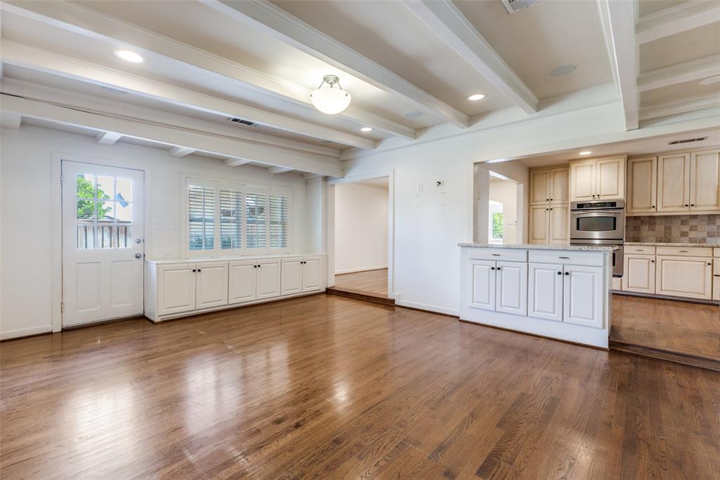 UNIVERSITY HEIGHTS - Residential Lease