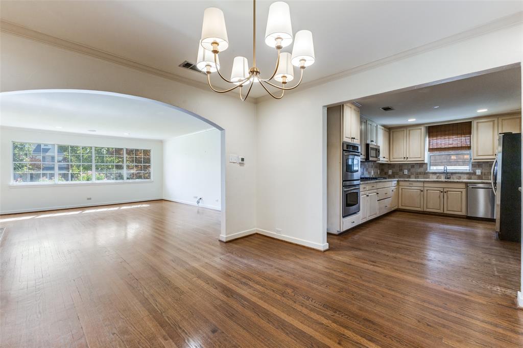 UNIVERSITY HEIGHTS - Residential Lease