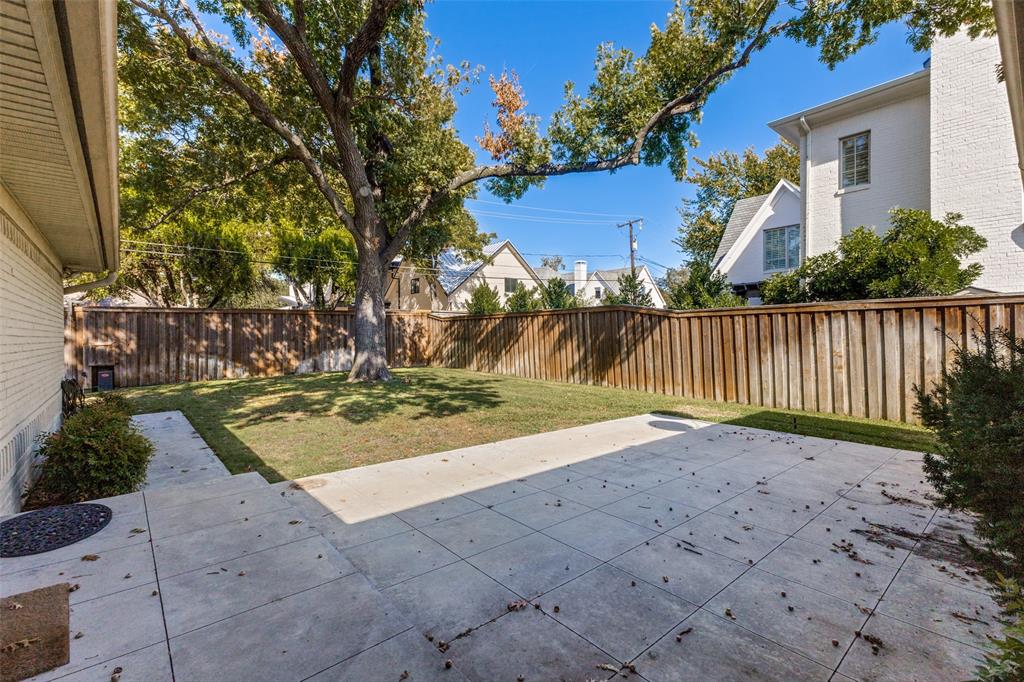 UNIVERSITY HEIGHTS - Residential Lease