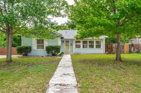 Photo of 107 Truett Street, McKinney, TX 75069 (MLS # 21302118)