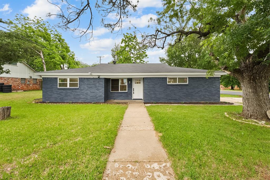 861 Woodcrest Drive