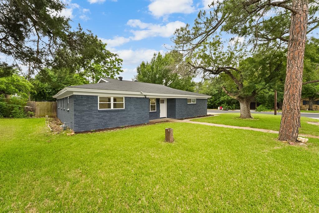 861 Woodcrest Drive