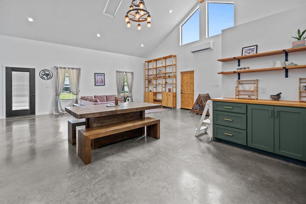 T & P Rr Co Surv Abs #1444 - Residential