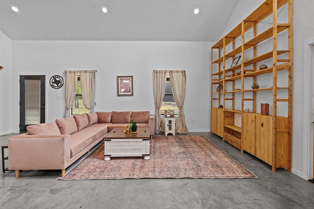 T & P Rr Co Surv Abs #1444 - Residential