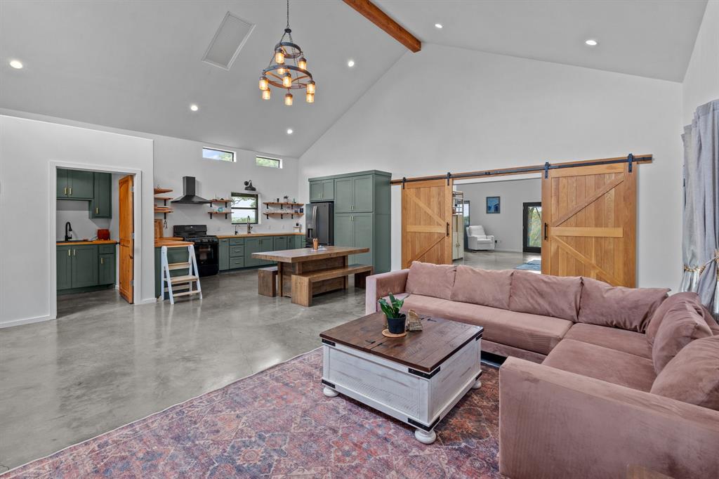 T & P Rr Co Surv Abs #1444 - Residential