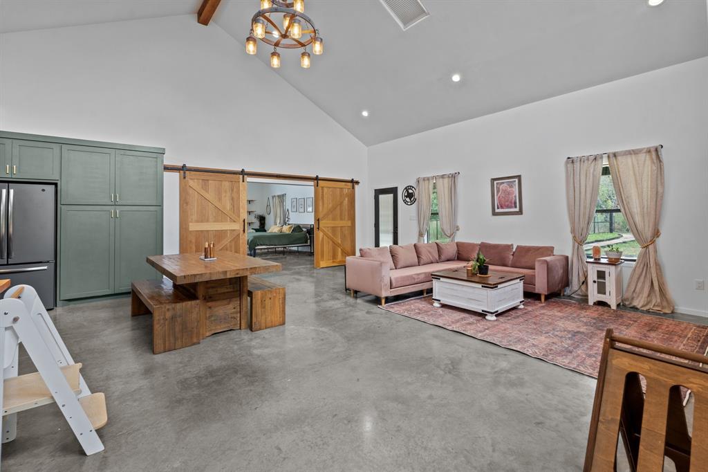 T & P Rr Co Surv Abs #1444 - Residential