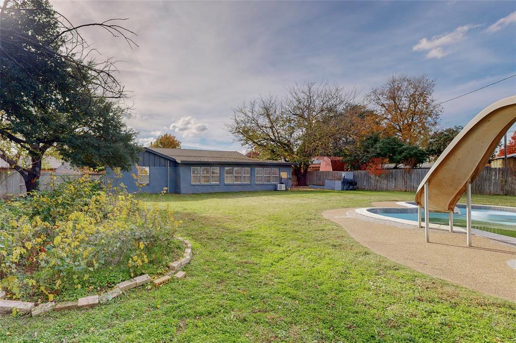 Oak Park - Residential