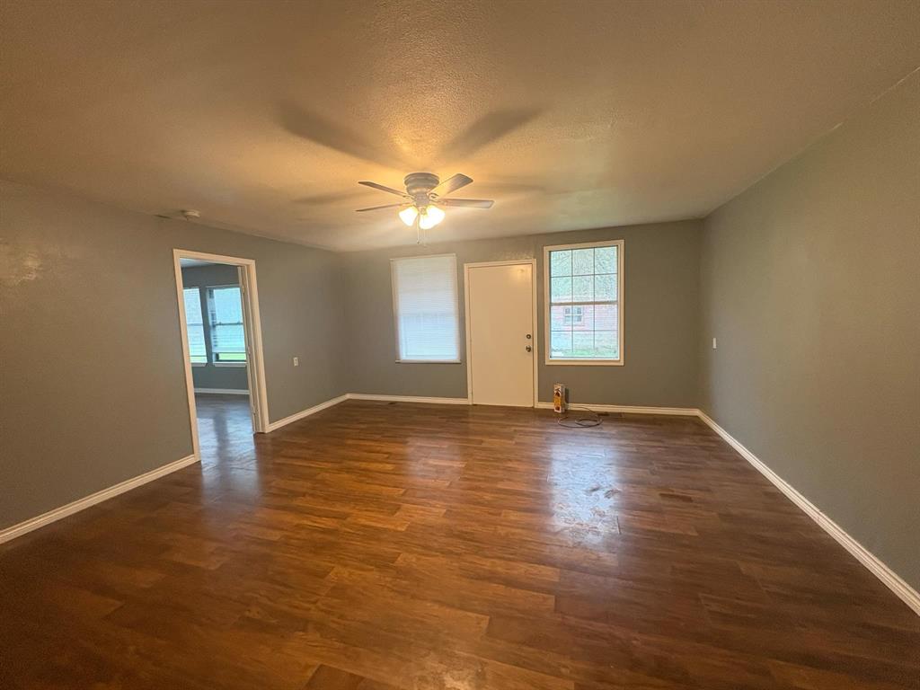 J Ellison Surv - Residential Lease