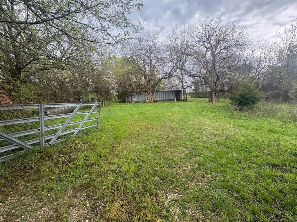 J Ellison Surv - Residential Lease