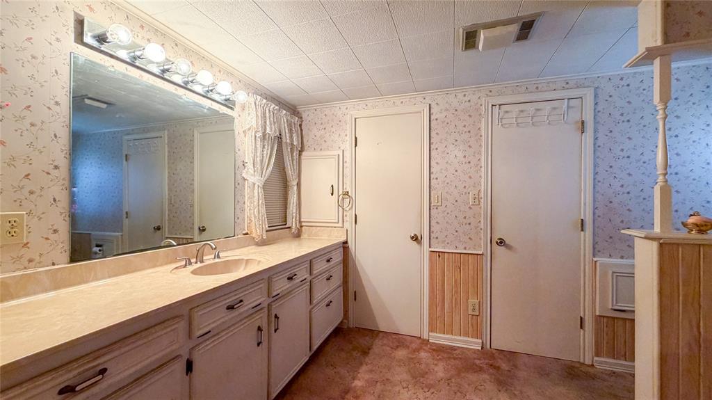 GEORGE SCULL SUR WF WATERFRONT - Residential