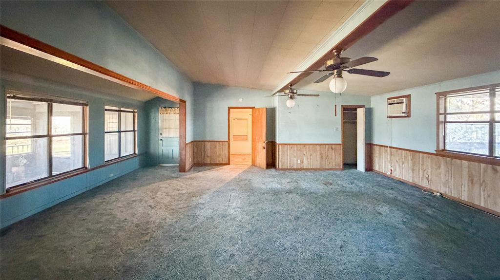 GEORGE SCULL SUR WF WATERFRONT - Residential