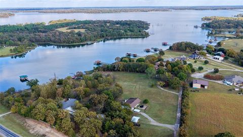 Photo of 2482 Fm 2946, Emory, TX 75440 (MLS # 21182714)