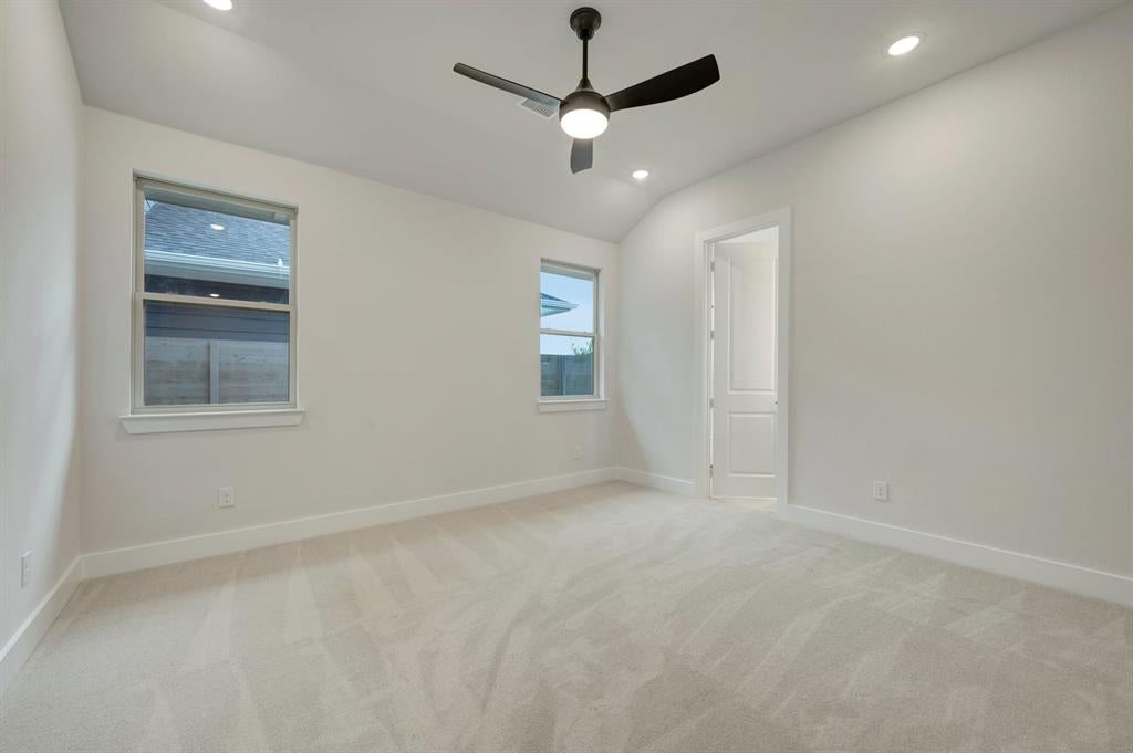 3704 Outpost Trail