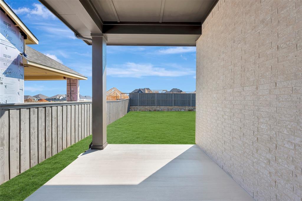 3575 Redbud Fower Trail