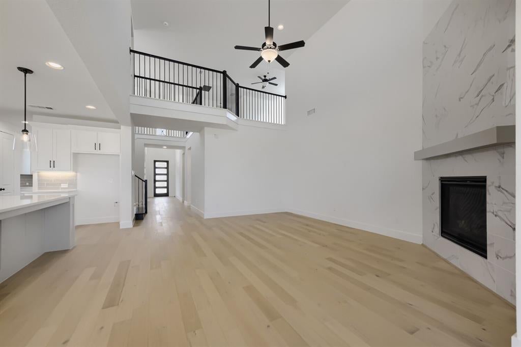 12117 Orchard Lane
