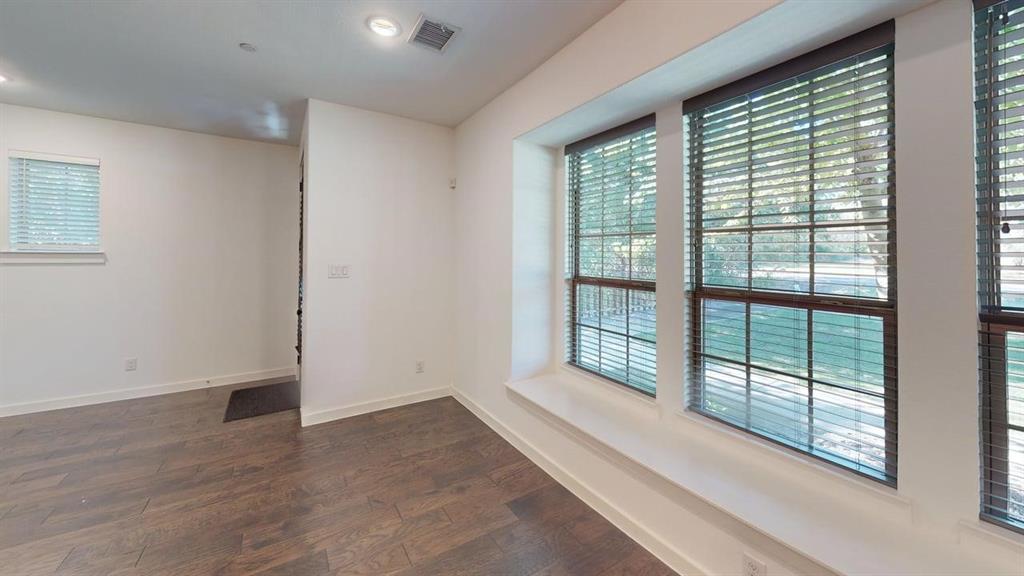 Apples Crossing - Residential Lease