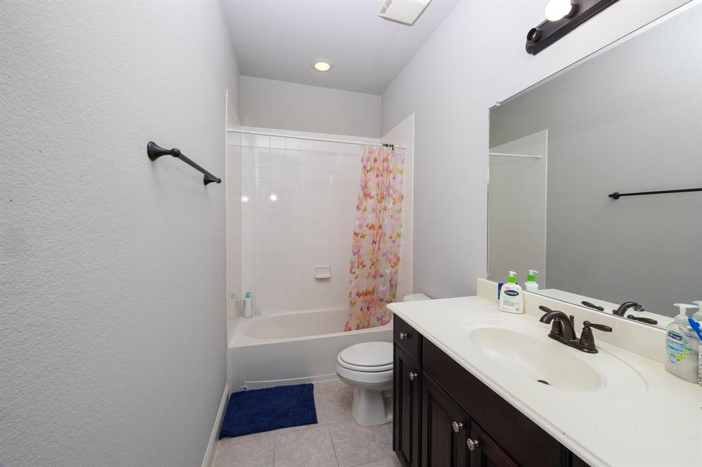 PHILLIPS CREEK RANCH PH 4B - Residential Lease