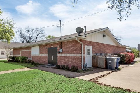 1718 Bayside Street Dallas TX 75212