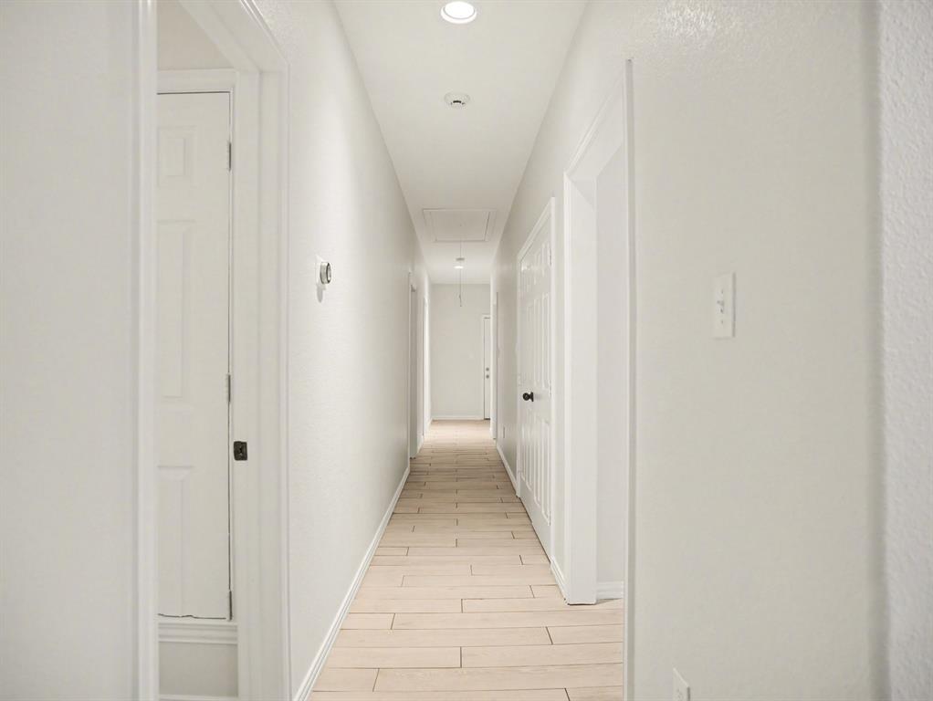 Winnetka Summit - Residential