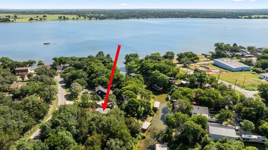 Lake Life Starts Here!

This prime lot offers the perfect spot for your lakeside escape! Use it on its own or pair it with the neighboring home (MLS#21215424) for extra space to entertain or relax. Just minutes from Granbury’s Historic Square, enjoy all the charm, dining, and fun the Celebration Capital of Texas has to offer. A small investment today, your dream lake lifestyle tomorrow!