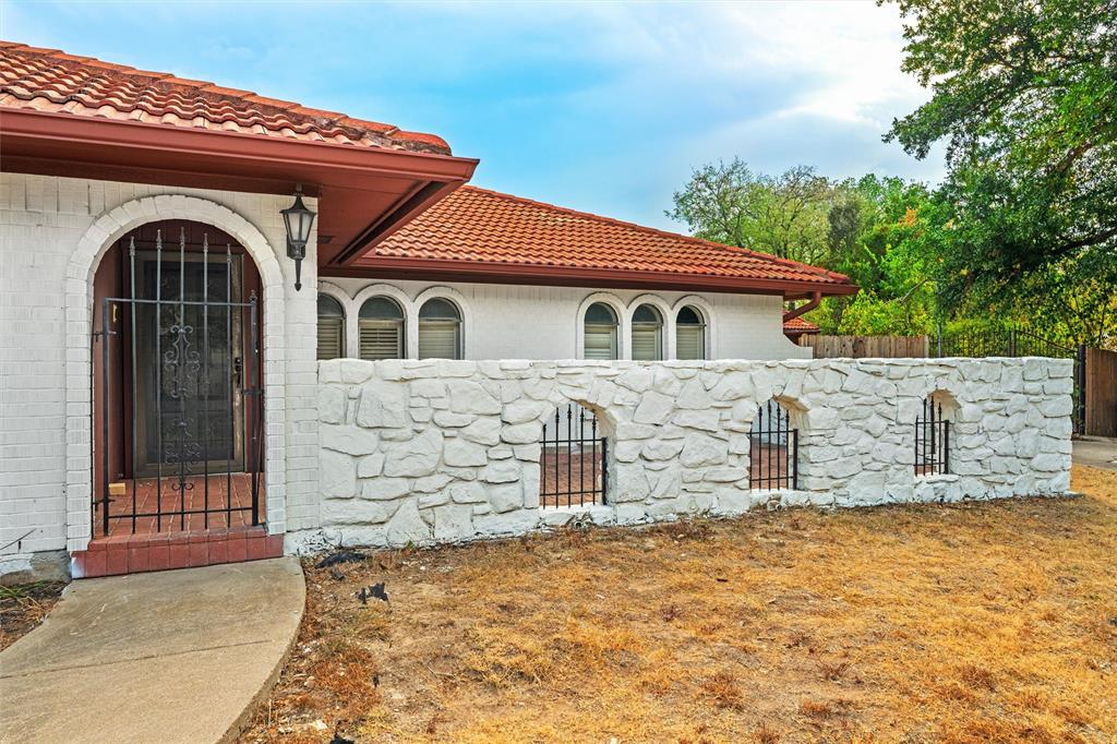 6020 Lantana Lane