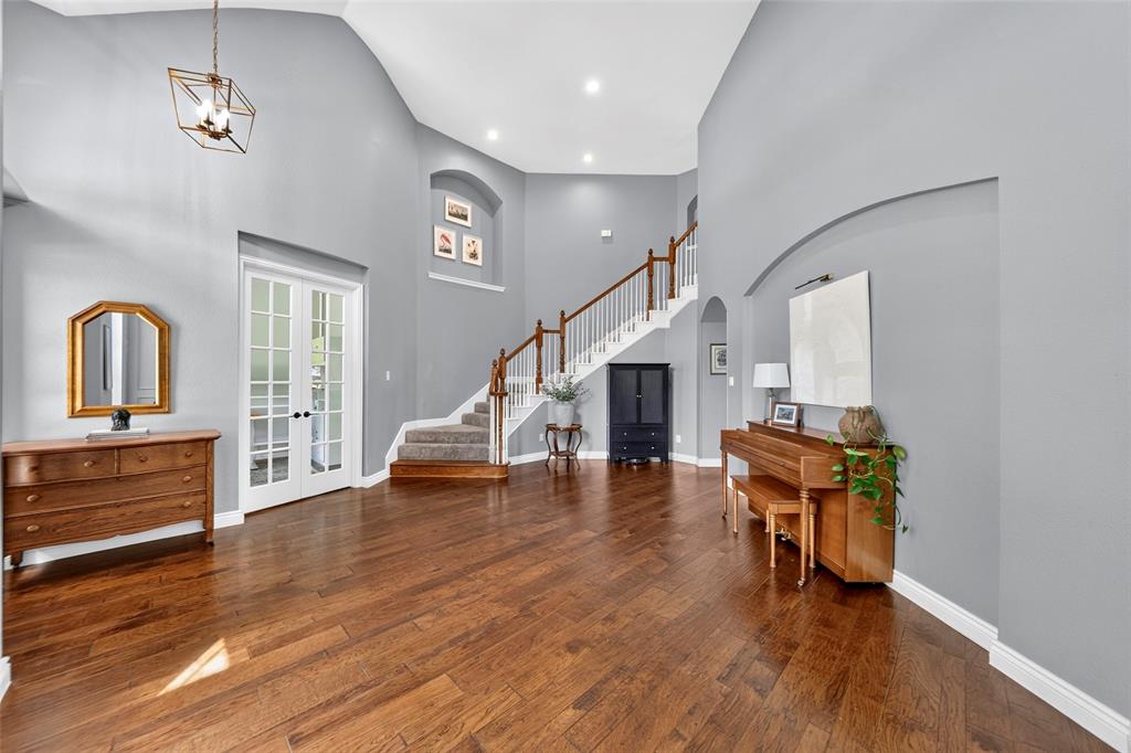 1707 Crown Point Road